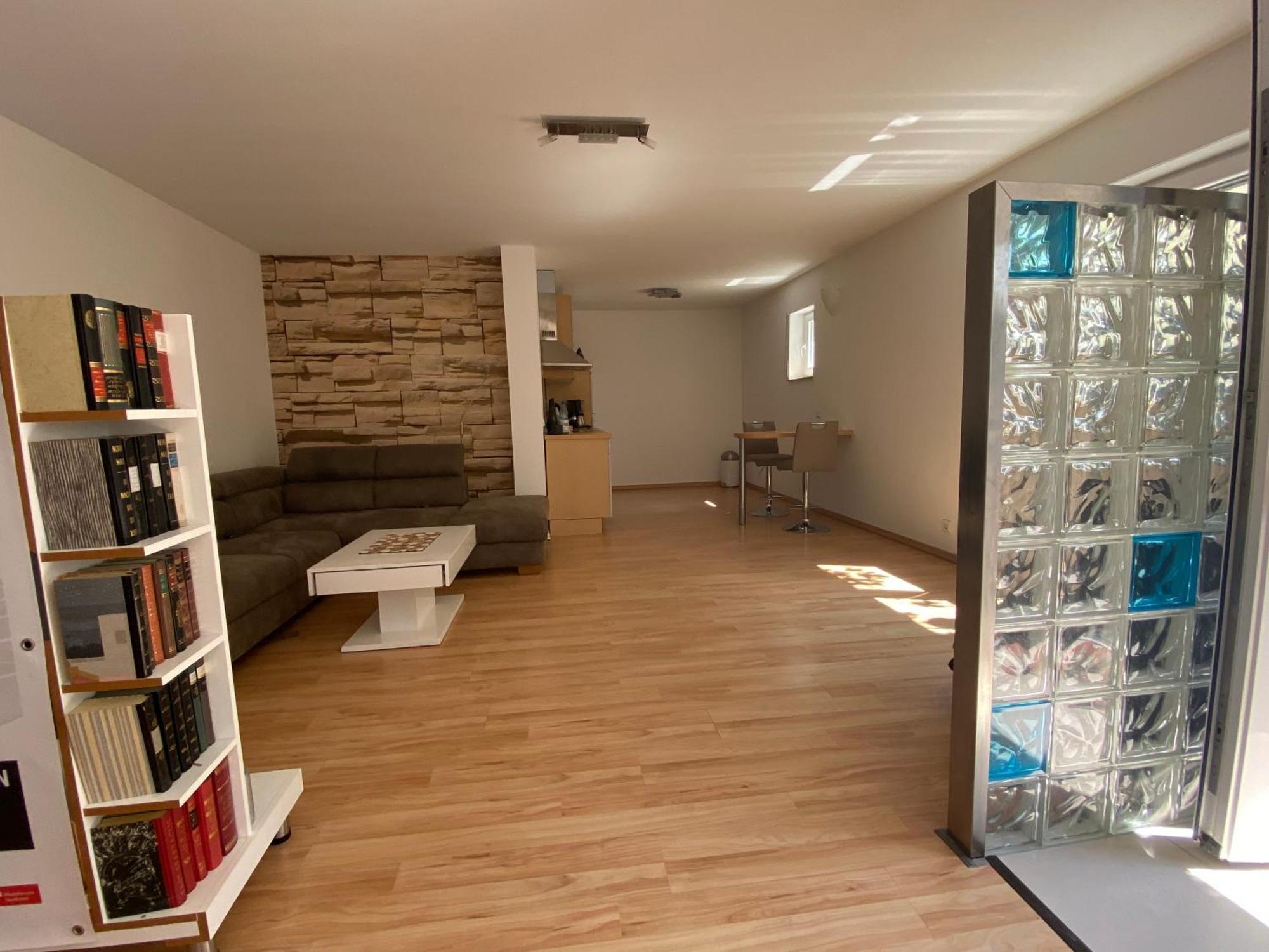 Ferienwohnung An Den Weinbergen Essenheim ภายนอก รูปภาพ