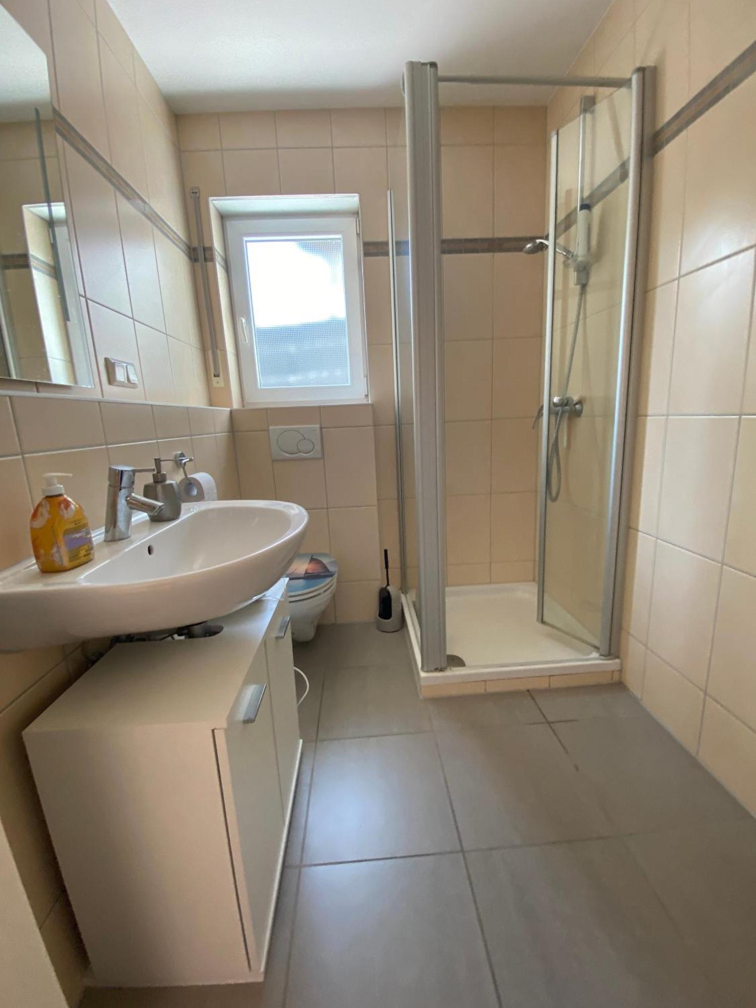 Ferienwohnung An Den Weinbergen Essenheim ภายนอก รูปภาพ